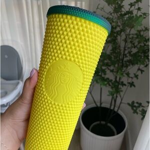 Hawaii, pineapple starbucks cup